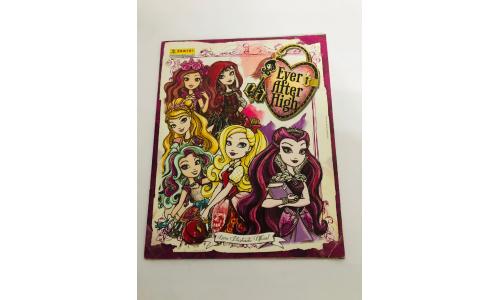 �lbum de Figurinhas Ever After High